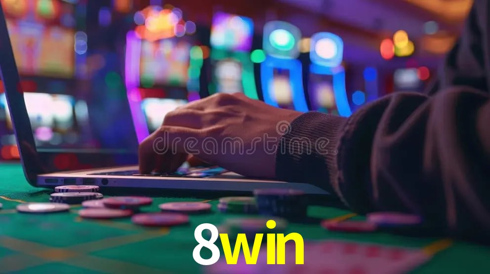 Página oficial no Facebook da 8win